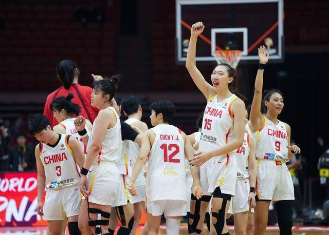 皇冠网-宫鲁鸣钦点4人拉胯，9号球员引争议，郑薇旧将靠谱，张子宇效率高|李月汝|女篮|唐子婷|篮板|马里女篮_新浪体育_新浪新闻